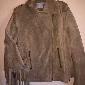 BNWOT WMNS SUEDE FRINGE JACKET